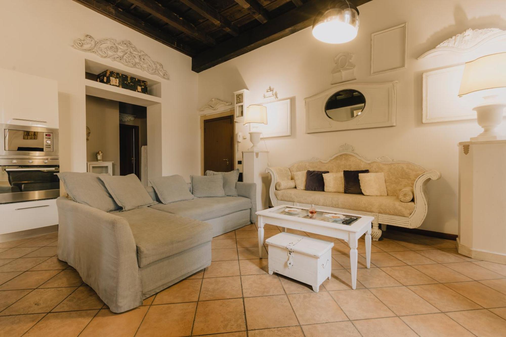 Piazza Erbe Luxury Apartment Βερόνα Εξωτερικό φωτογραφία